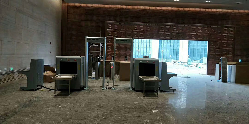 守門神安檢機安檢門安檢設備在江西博物館新館安裝調(diào)試
